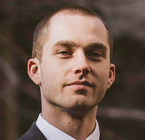 Thomas Whitfield, analyste trading et expert du marché crypto, portrait